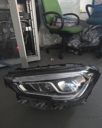 Fanale anteriore originale Mercedes GLA
