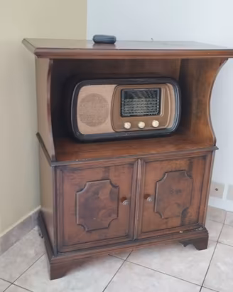 Mobile tv in noce