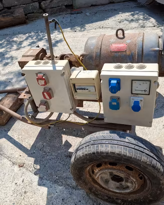generatore di corrente  a cardano da 220v e 380v