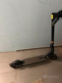 Monopattino elettrico xiaomi scooter 3
