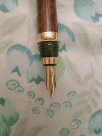 Penna Dupont 18 k 
