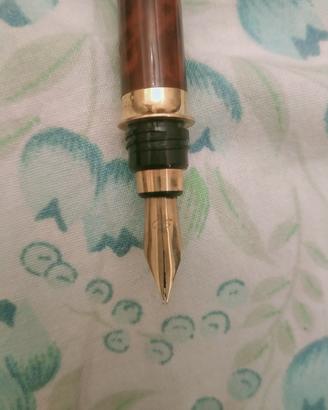 Penna Dupont 18 k 