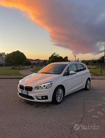 Bmw Serie 2 318d Luxury.