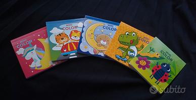 Mini libri da Colorare+ Matite Colorate in Scatola