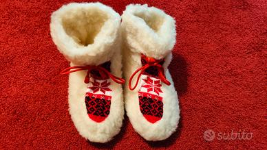 pantofole calde stivaletto nuove 