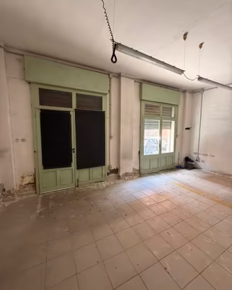 3 locali in Via Sant'Ignazio da Laconi (CA)