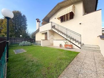 4 LOCALI A PASSIRANO