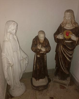 Statue