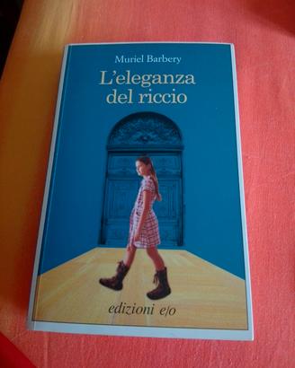 libro L' eleganza del riccio 