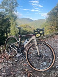 Cannondale topstone carbon