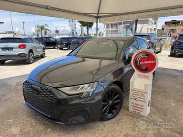 AUDI A3 SPB 35 TDI S TRONIC IDENTITY BLACK - MY21