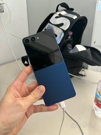 Samsung Galaxy Z Flip 7