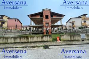 Soluzione indipendente di 4 appartamenti