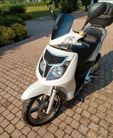 Scooter Keeway 200i praticamente nuovo km 6000