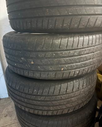 Gomme s cerchi per auto Mini