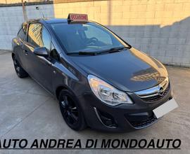 Opel Corsa 1.2 3 porte b-color