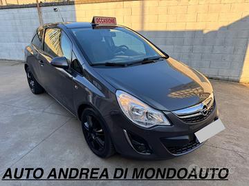 Opel Corsa 1.2 3 porte b-color