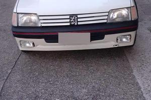 Peugeot 205 kat