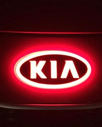 Logo kia illuminato