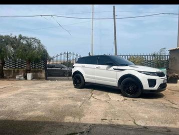 Range rover evoque