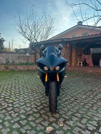 Yamaha R1 BIG BANG 2009