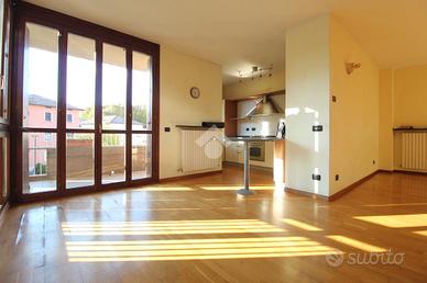 3 LOCALI A CADELBOSCO DI SOPRA