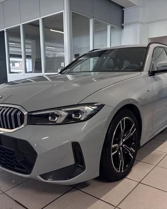 BMW Serie 3 318d 48V Touring Msport