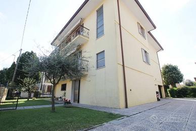 TENCAROLA appartamento in villa Bifamiliare