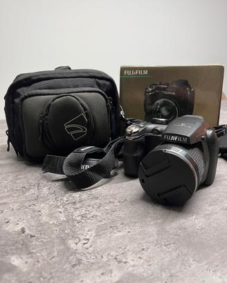 Fujifilm FINEPIX S4000