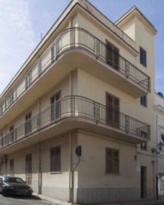 Ampio appartamento Terrasini