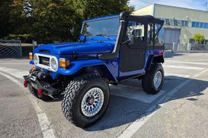 TOYOTA Land Cruiser BJ 42
