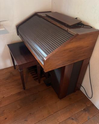 Pianoforte Farfisa Hermintage