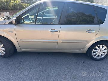 Renault scenic 5 posti 2008 1.5 diesel