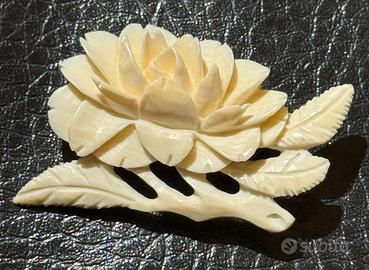 Raffinata Spilla Floreale Vintage anni '80