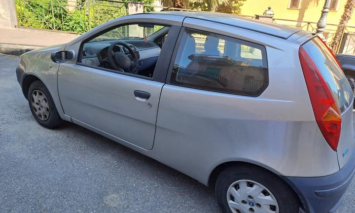 fiat punto base