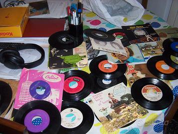 21 DISCHI VINILE 45 GIRI ANNI 60 VARI AUTORI