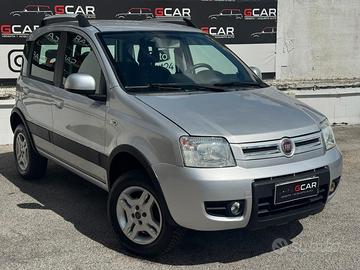 Fiat Panda 1.3 MJT 16V DPF 4x4 Climbing