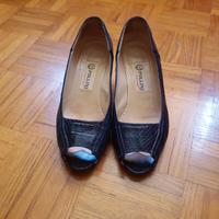 Scarpe in pelle Pollini n.38