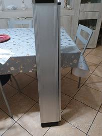 due pedane per sedia a rotelle per scala.