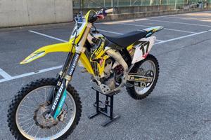 Suzuki Valenti RM-Z 450 - 2016