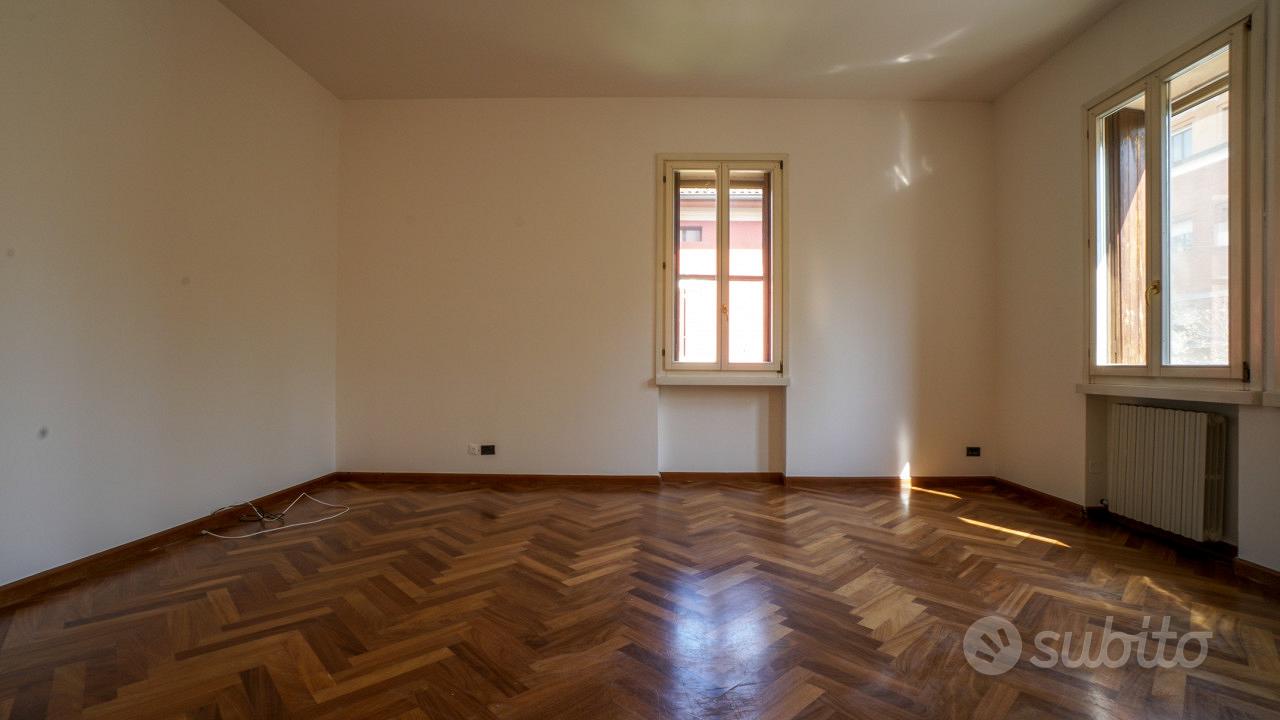 Apartment in Verona, Cittadella, Centro storico - Altro