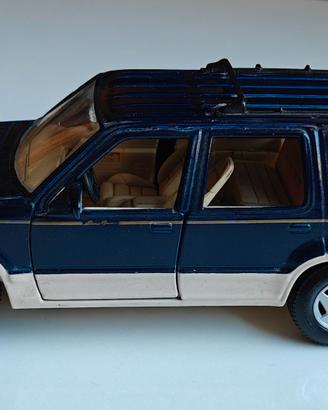 Special Edition Ford Explorer 4X4 Maisto ‘90