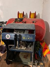 Compressore per raccolta olive