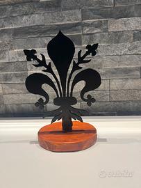 Giglio di firenze in legno