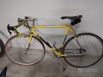 bici da corsa cinelli
