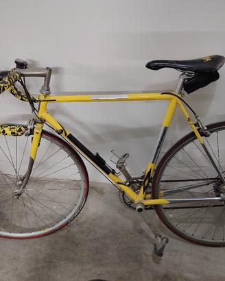 bici da corsa cinelli