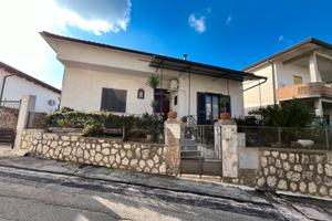 Casa unifamiliare indipendente