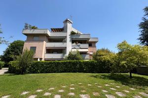5 LOCALI A LEGNANO