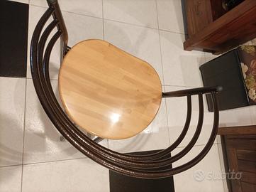 Sedie in ferro verniciato rame anticato e frassino