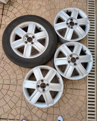 4 cerchi in lega R16 (205/60 R16) DACIA  SANDERO